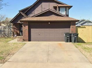 2137 Meench Dr, Moore, OK 73170