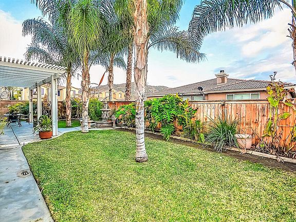 5th image of 27771 Fairmont Dr