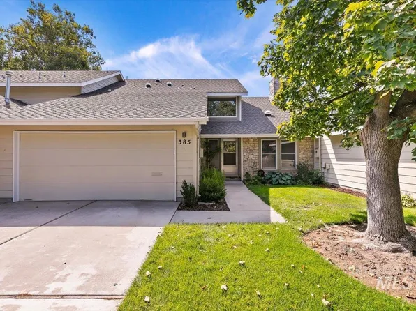 385 W Charlwood Ct, Boise, ID 83706