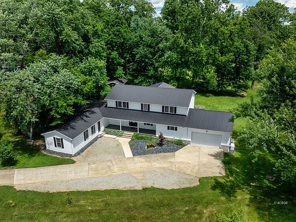 3rd image of 86 Rafferty Dr