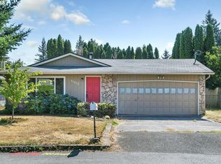17432 SE Washington Ct, Portland, OR 97233