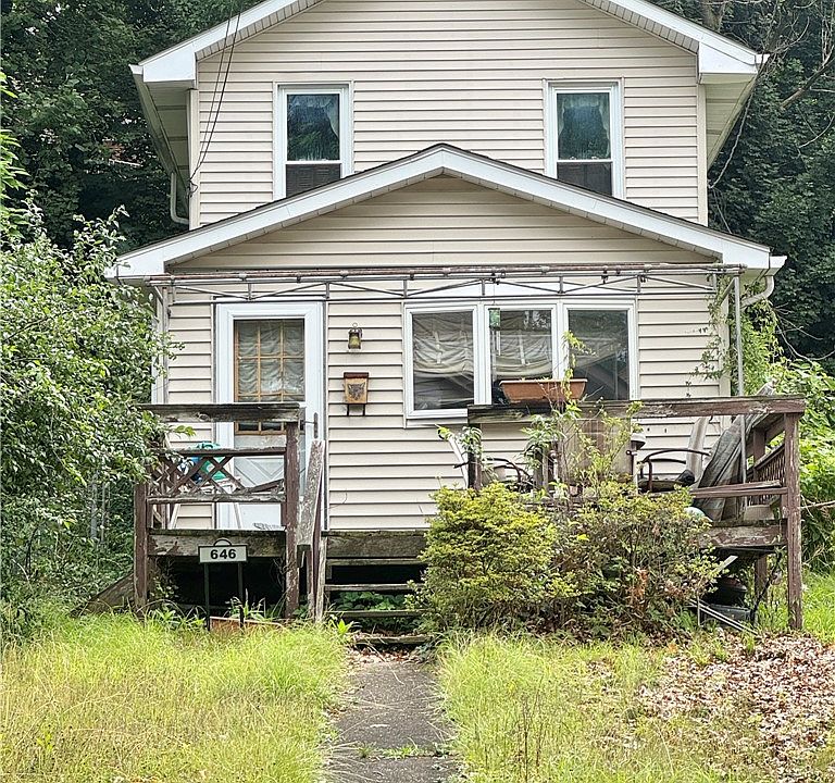 1st image of 646 6th St