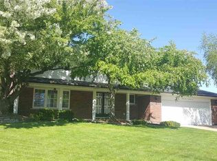 37071 Cochise St, Clinton Township, MI 48036