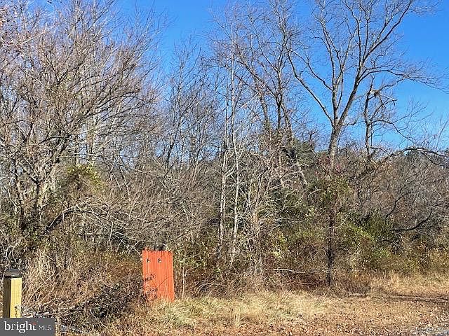 2nd image of 13627 Beaver Dam Rd