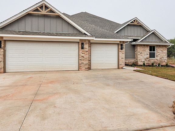 2nd image of 1814 Inglenook Dr