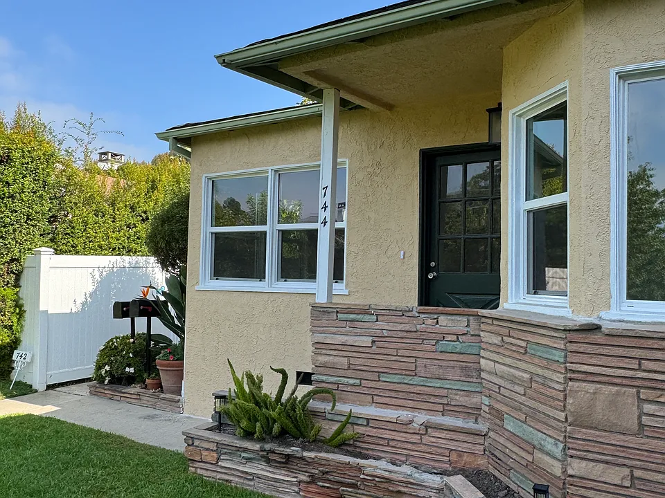 744 Moreno Ave