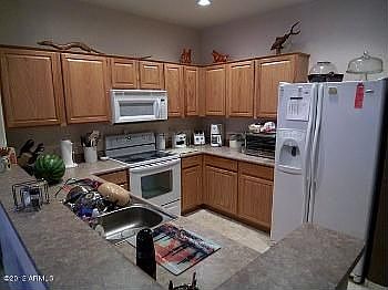 5th image of 16870 W Central St