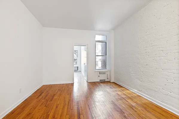 Rented by Maz Group NY | media 3