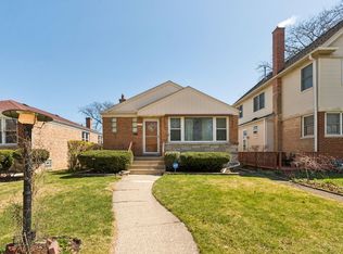 207 Brown Ave, Evanston, IL 60202