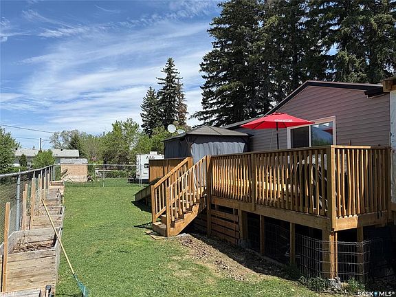 2nd image of 235 1st AVENUE