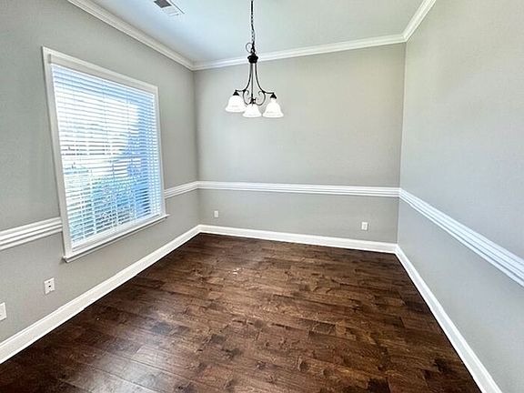 4th image of 3557 Avis Ln
