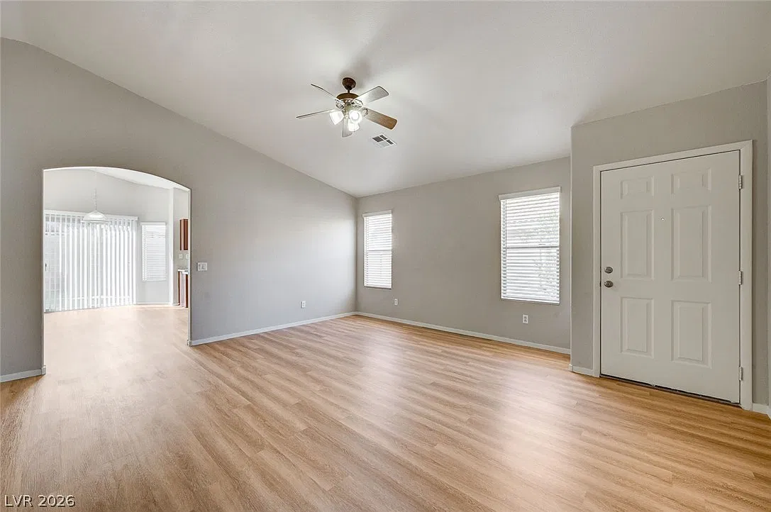 4 bed, 2.0 bath, 1521 sqft, $1,950 — Photo 4