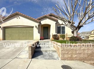 13272 Sunland St, Oak Hills, CA 92344