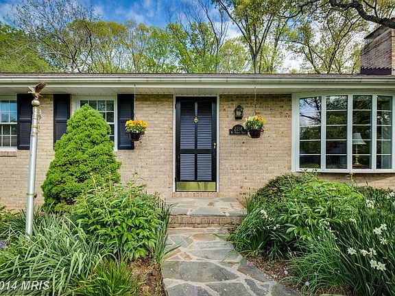 Flagstone Walkway leads to Gracious Entry