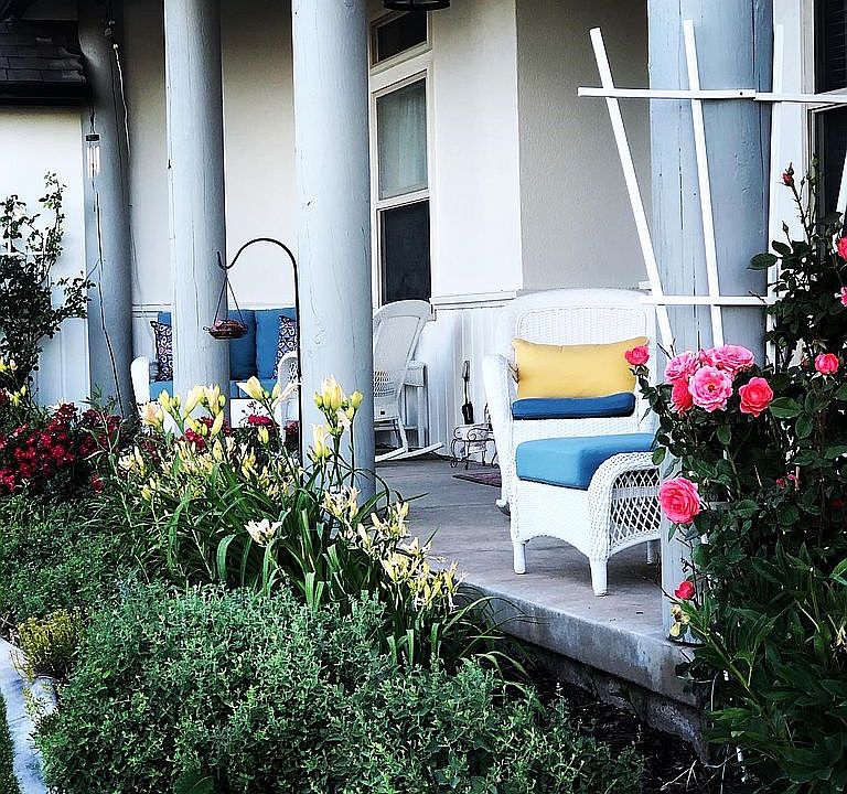 2nd image of 405 Anna Ln