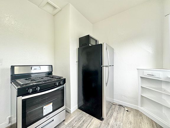 2nd image of 704 W 54th St APT 12