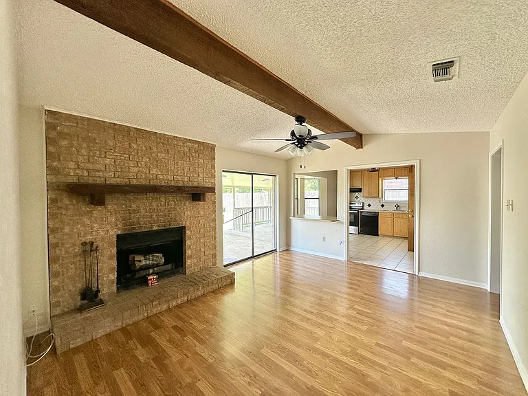 3706 Madison Dr — Photo 3
