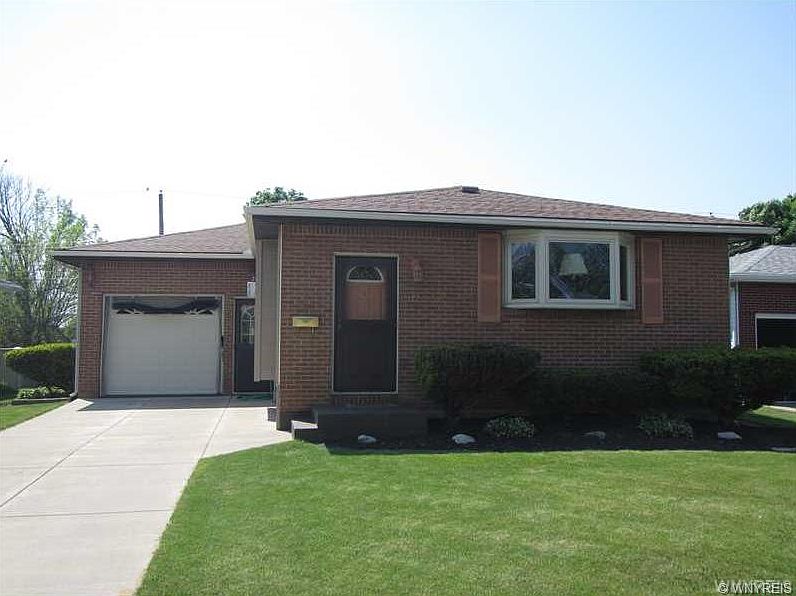 1st image of 128 Dartwood Dr