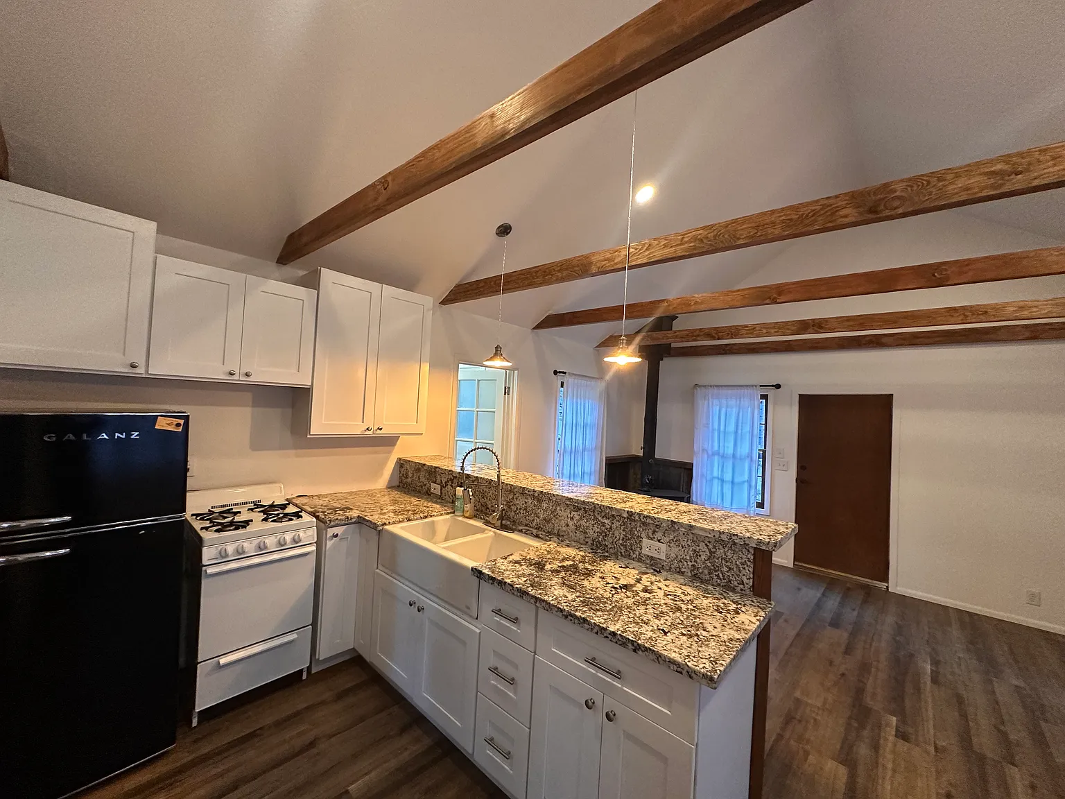 1 bed, 522 sqft, $1,650 — Photo 3