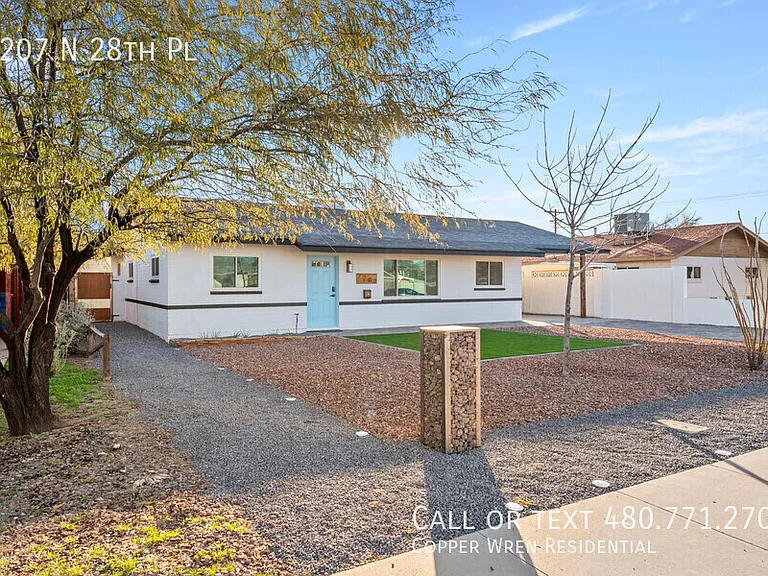 2207 N 28th Pl — Photo 8