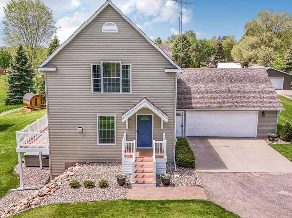26733 168th Ave, Cold Spring, MN 56320