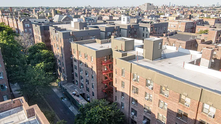 Sold by Mitra Hakimi Realty Group, LLC | media 23