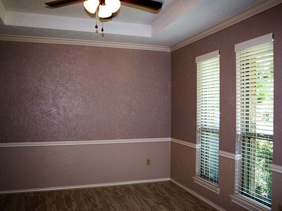 4th image of 2312 Coleshire Dr
