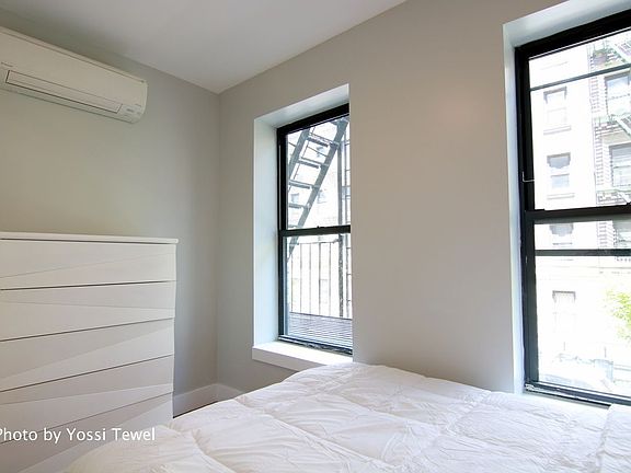 3rd image of 558 W 151st St APT 12