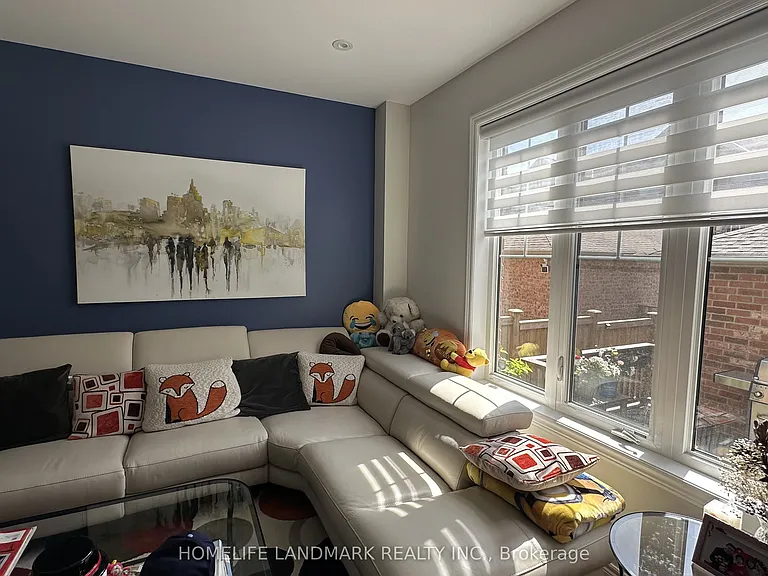 5 Henry Bauer Ave — Photo 5