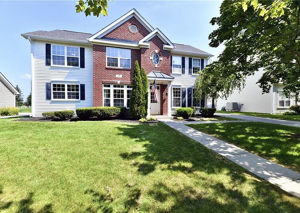1st image of 776 N Stockbridge Dr