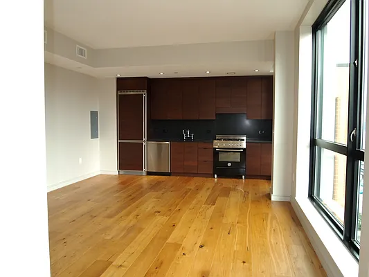 Rented by Nest Seekers International | media 36