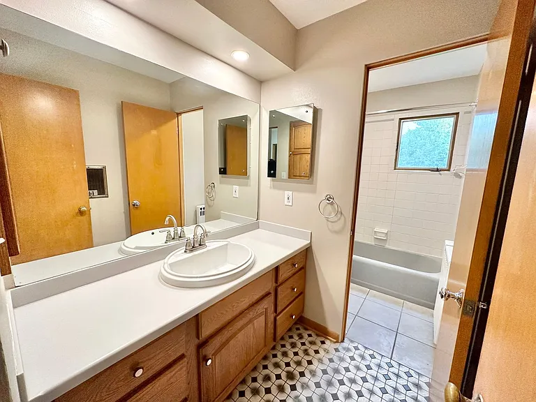 640 Dunleith Cir — Photo 13