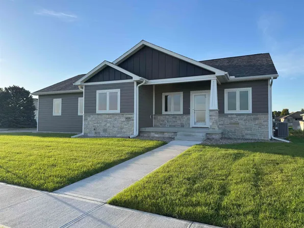 4505 33rd St, Columbus, NE 68601