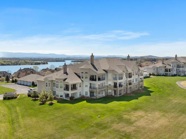 555 Rarity Bay Pkwy #204, Vonore, TN 37885