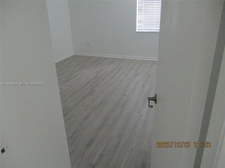 14611 N Kendall Dr #304L — Photo 8