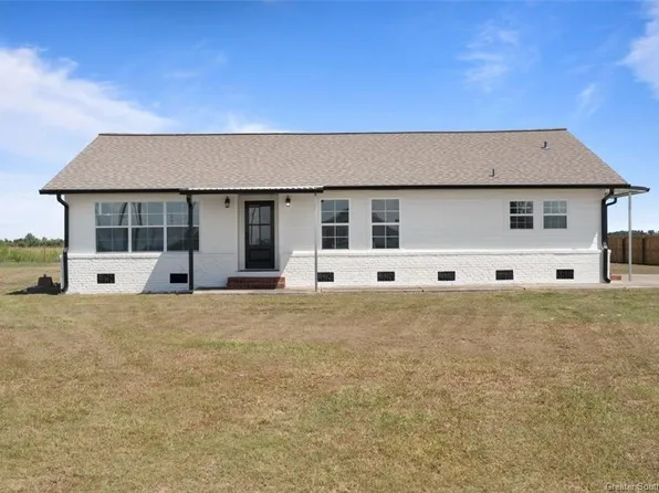 9188 Barn Stable Dr, Lake Charles, LA 70607