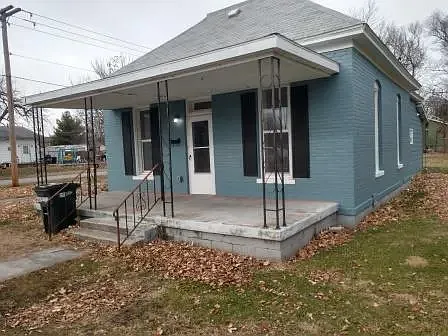 720 Lincoln Ave — Photo 2