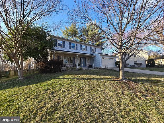 3rd image of 11862 Catoctin Dr