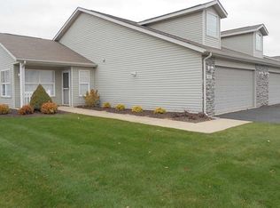 467 N Mill Ridge Dr, Byron, IL 61010