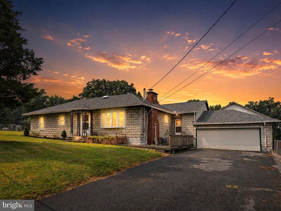 1st image of 71 Lewland Cir