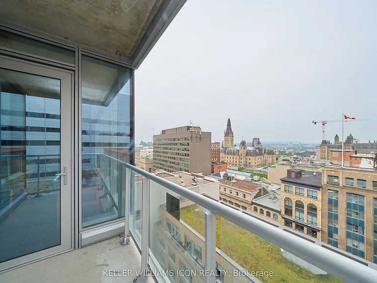 101 Queen St #911 — Photo 27