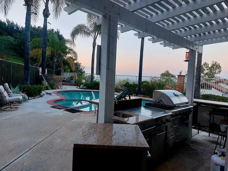 4215 San Ramon Dr — Photo 13