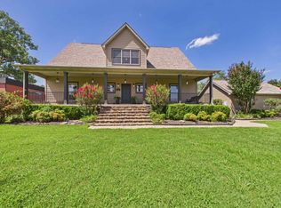1002 Stone Creek Way, Norfork, AR 72658