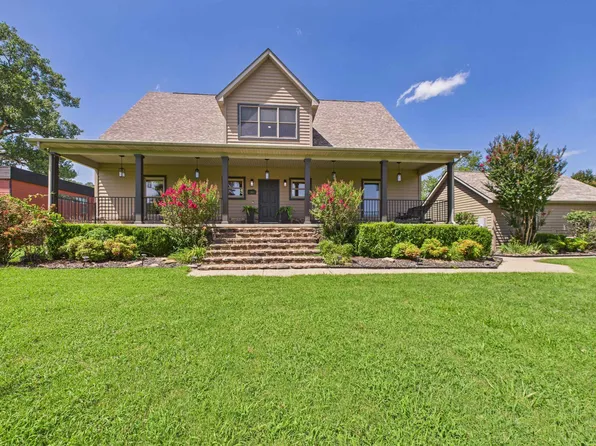 1002 Stone Creek Way, Norfork, AR 72658