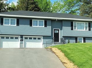 9615 Roberts Rd, Sauquoit, NY 13456