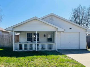 931 La Salle St, Lawrence, KS 66044