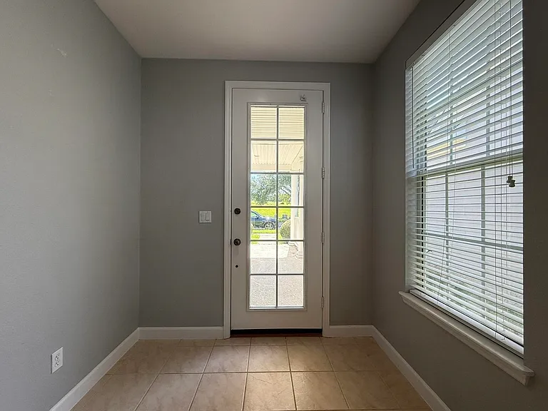 3640 Biltmore Ave — Photo 4