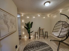 250 Arapahoe Dr