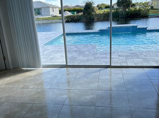 2708 NW 4th St, Cape Coral, FL 33993