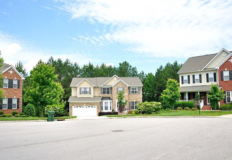 2nd image of 405 Casey Brook Ct